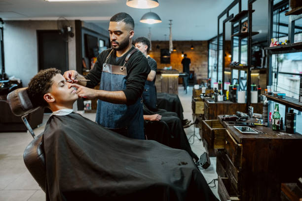 thom's barber — photo 1